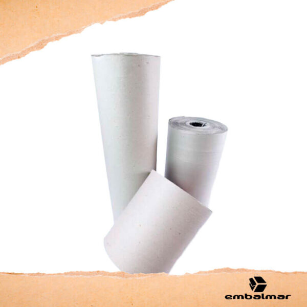 Bobinas de papel strong para embalagens.